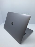 Apple MacBook Pro A1990
