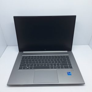 HP ZBook Studio 15 G8 i7-11800H